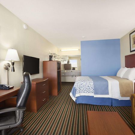 Days Inn By Wyndham Champaign/Urbana מראה חיצוני תמונה
